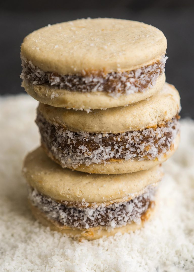 close-up-up-delicious-alfajores-concept